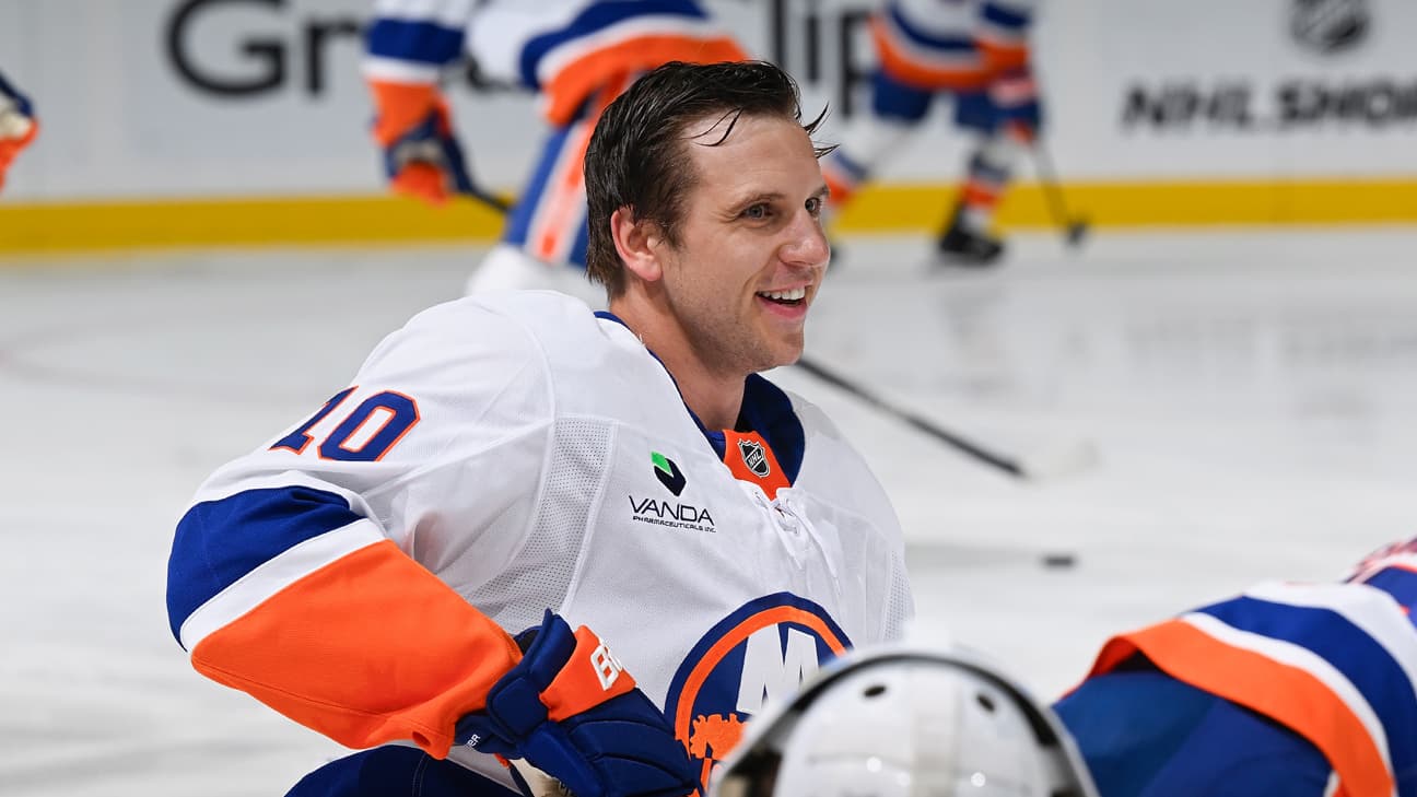 Brayden Schenn action shot