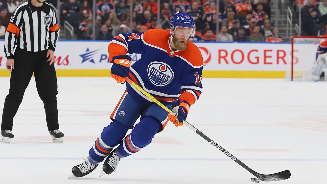 Mattias Ekholm action shot