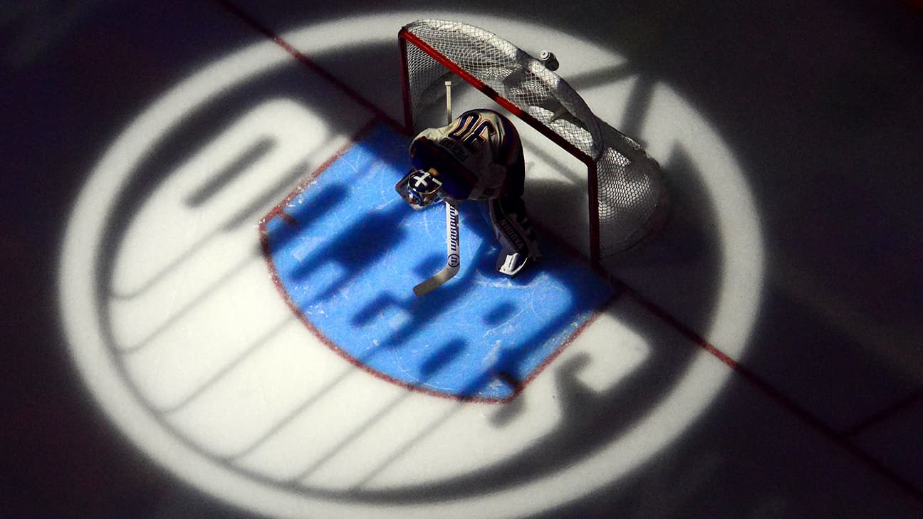 Calvin Pickard action shot