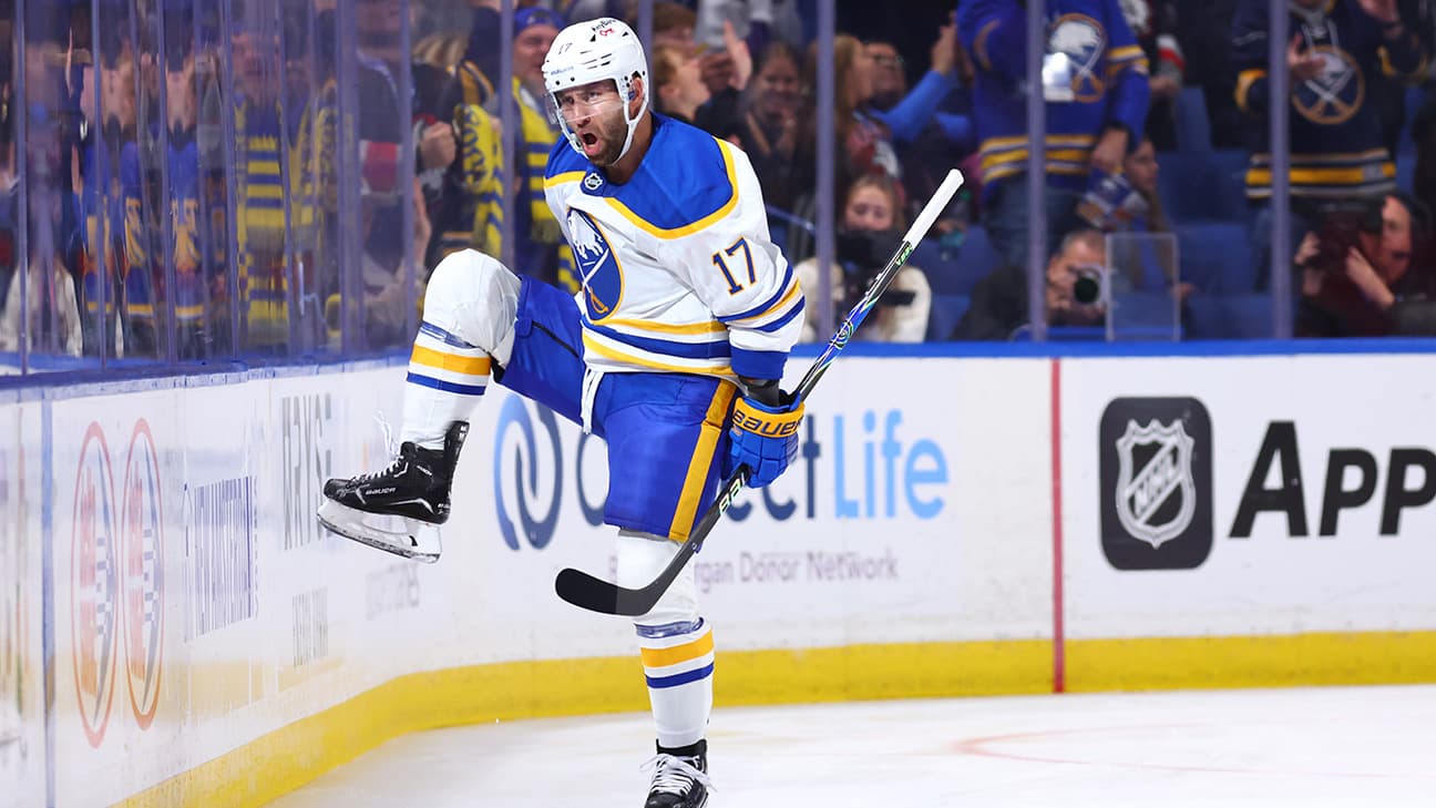 Jason Zucker action shot