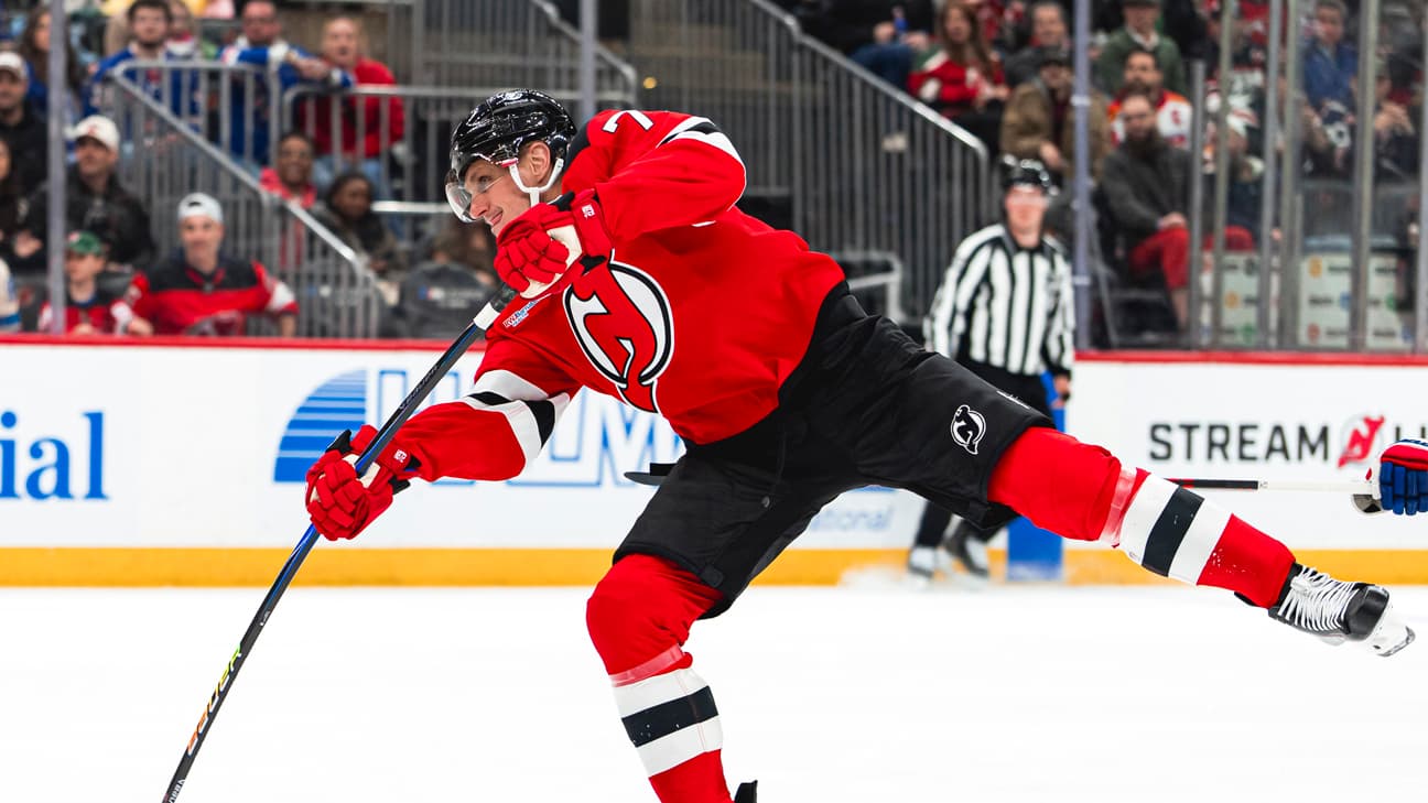 Nick Bjugstad action shot