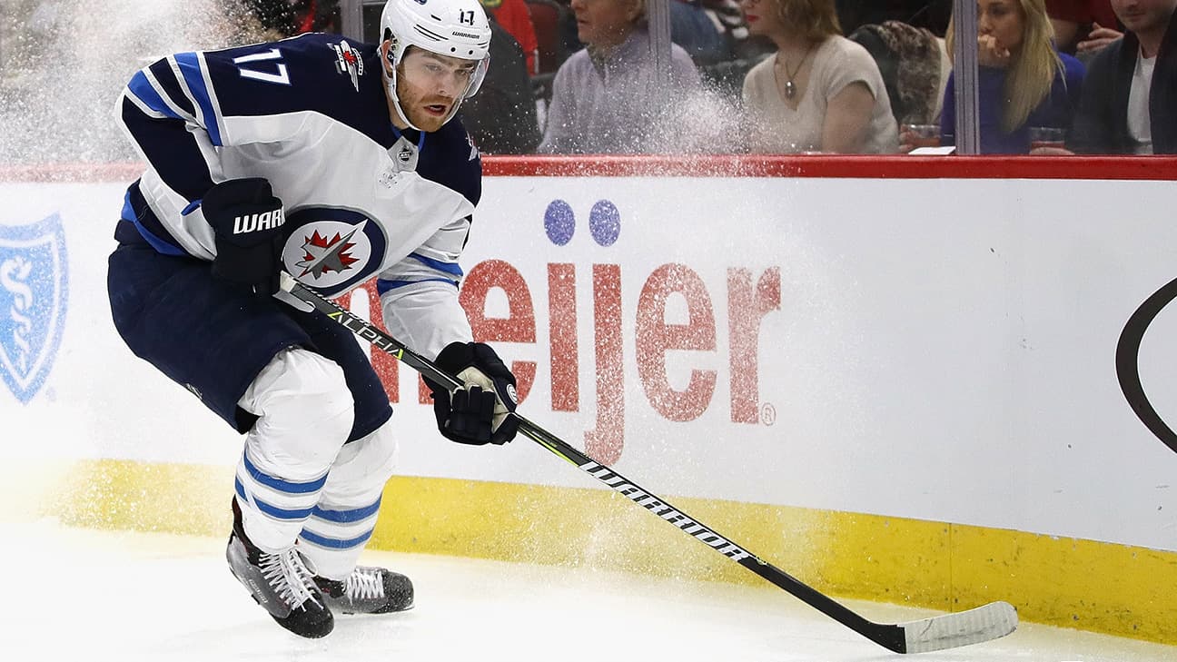 Adam Lowry action shot