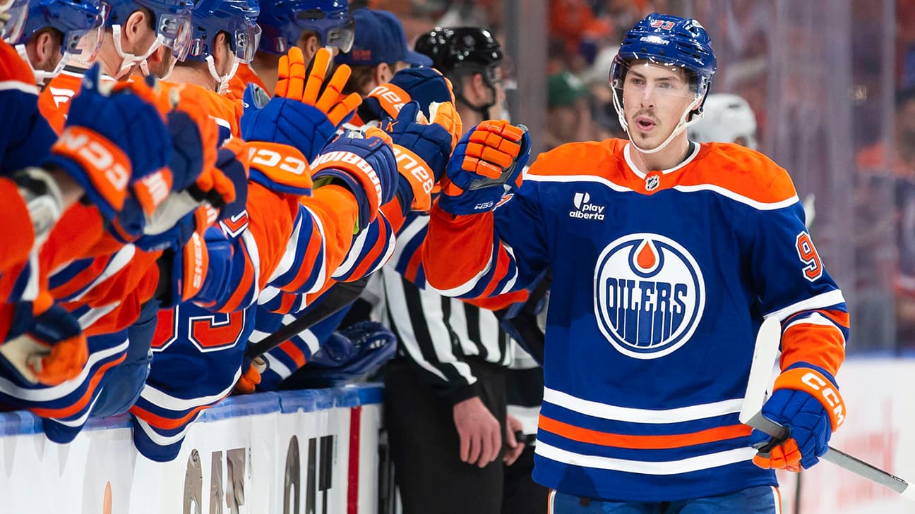 Ryan Nugent-Hopkins action shot