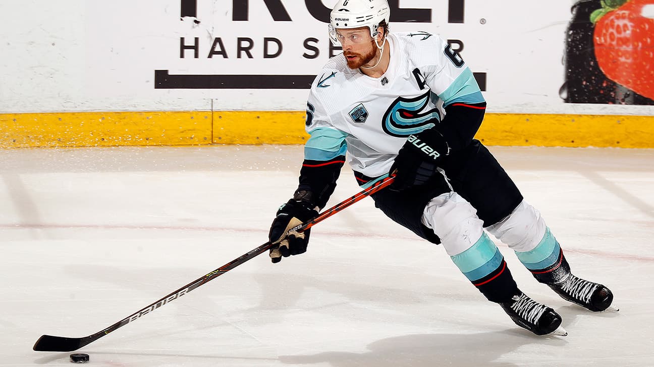 Adam Larsson action shot