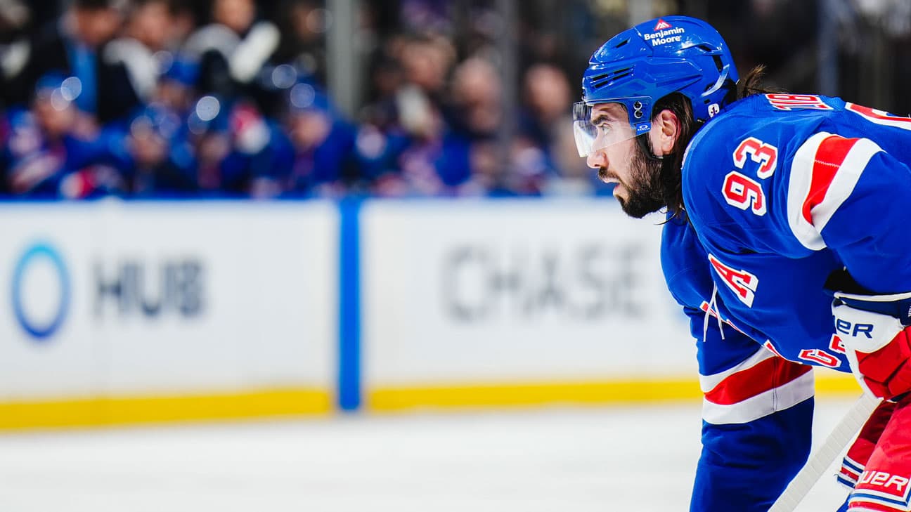 Mika Zibanejad action shot