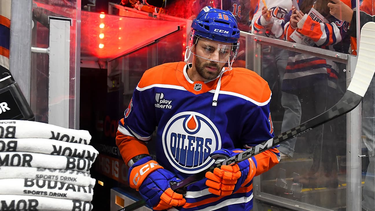 Jason Dickinson action shot