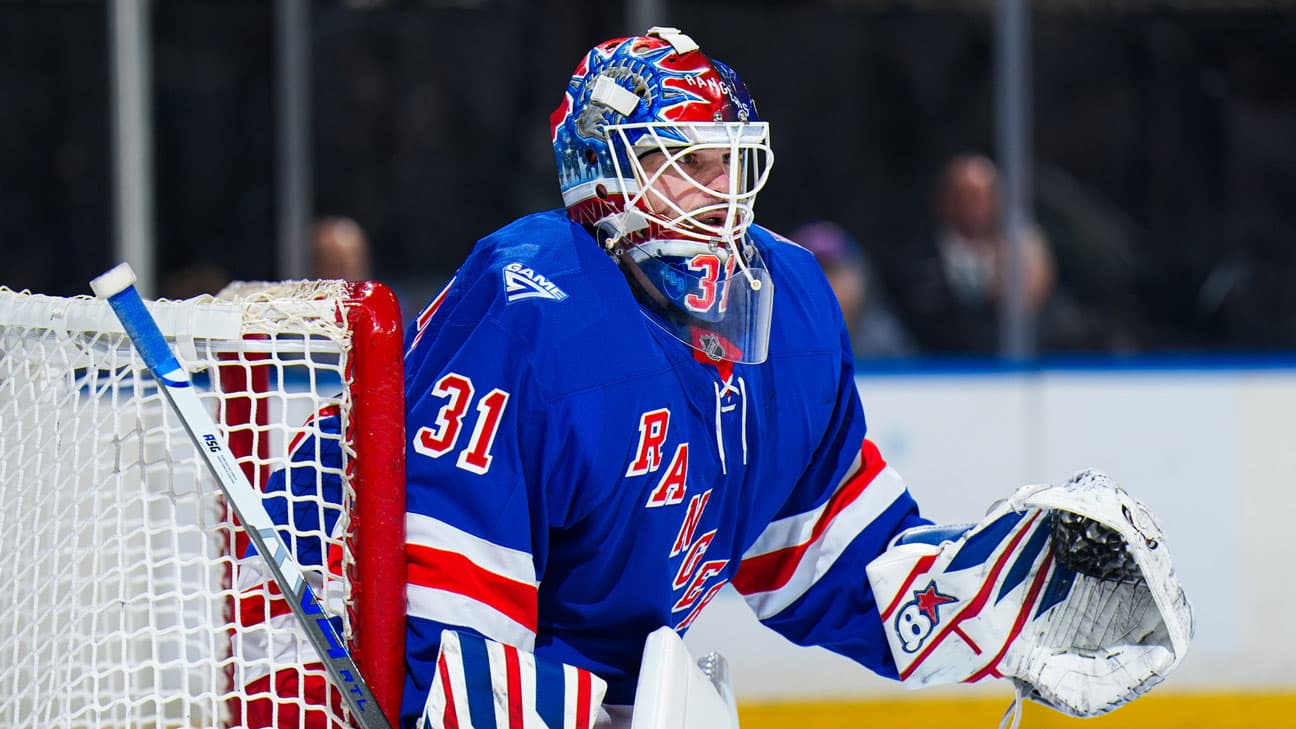 Igor Shesterkin action shot