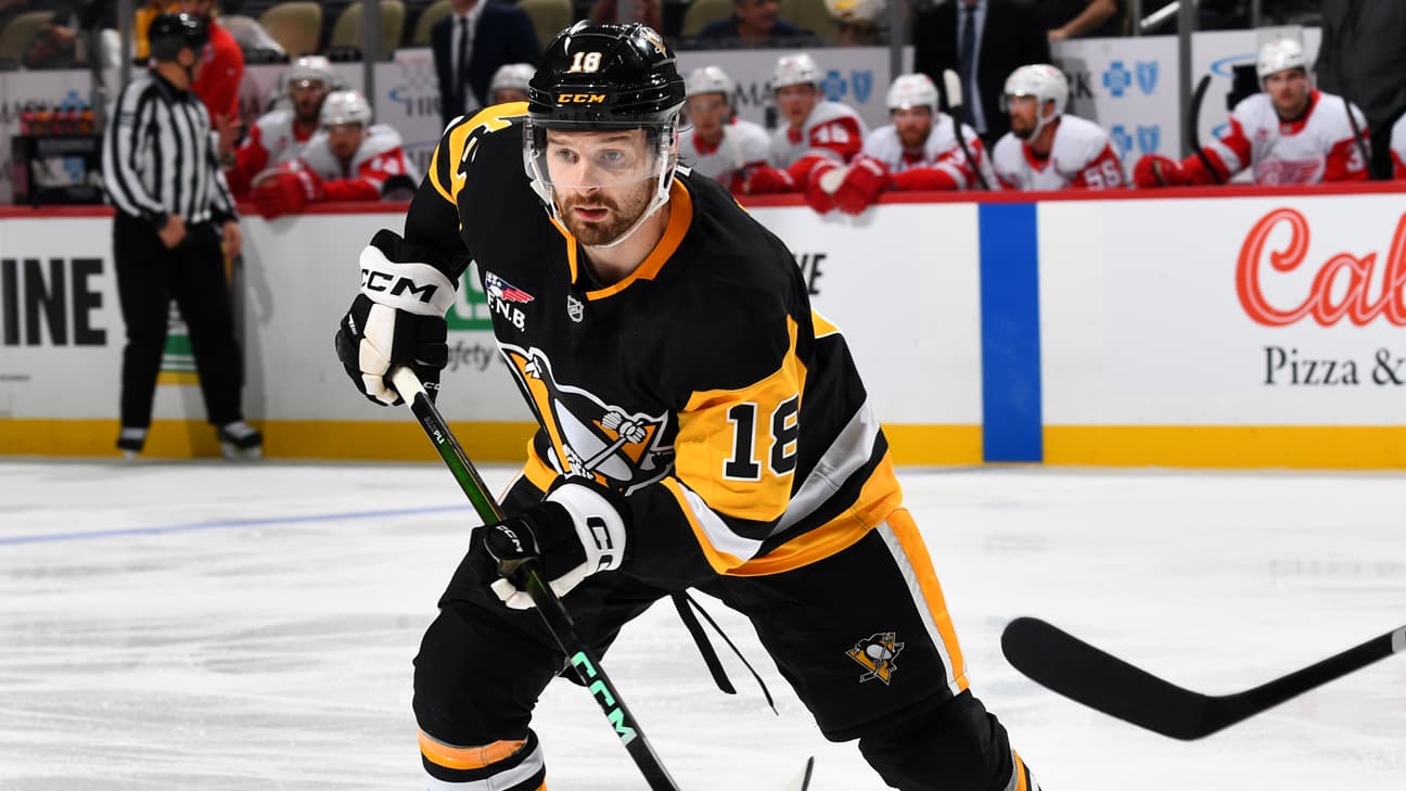 Tommy Novak action shot