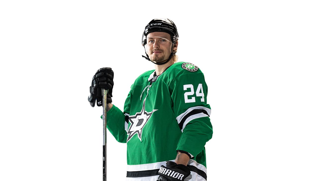 Roope Hintz action shot