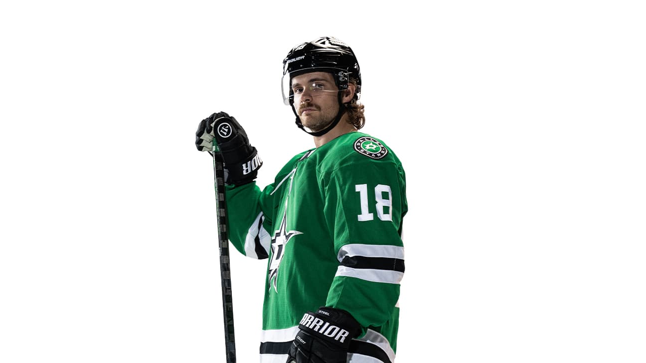 Sam Steel action shot