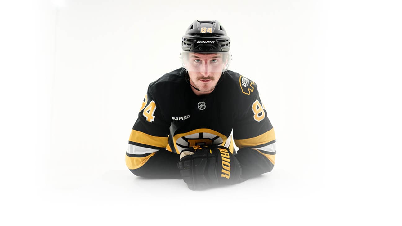 Tanner Jeannot action shot