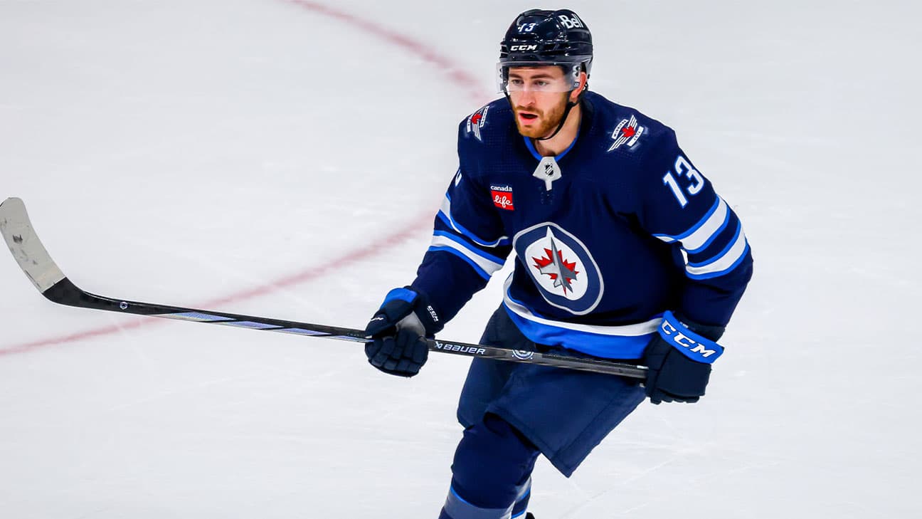 Gabriel Vilardi action shot