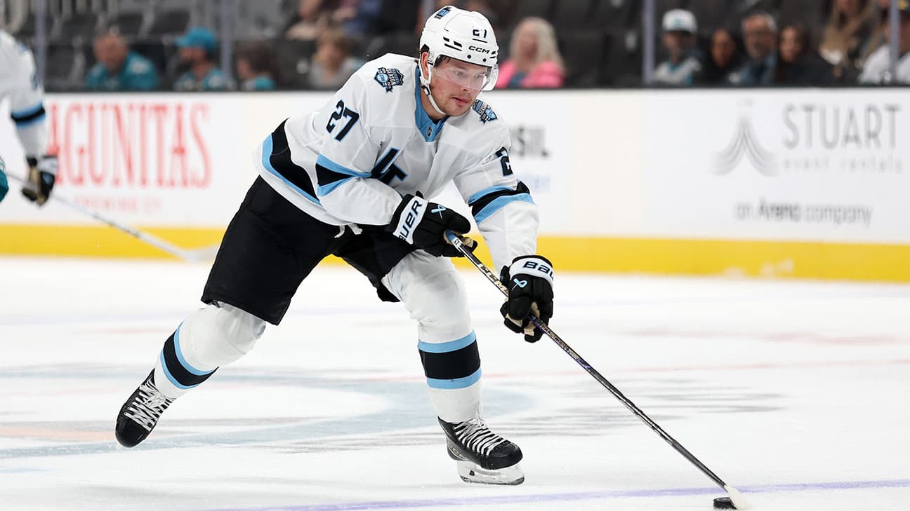 Barrett Hayton action shot