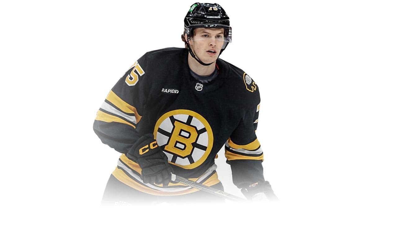 Lukas Reichel action shot