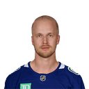 E. Pettersson headshot
