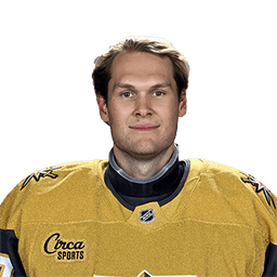 Akira Schmid headshot