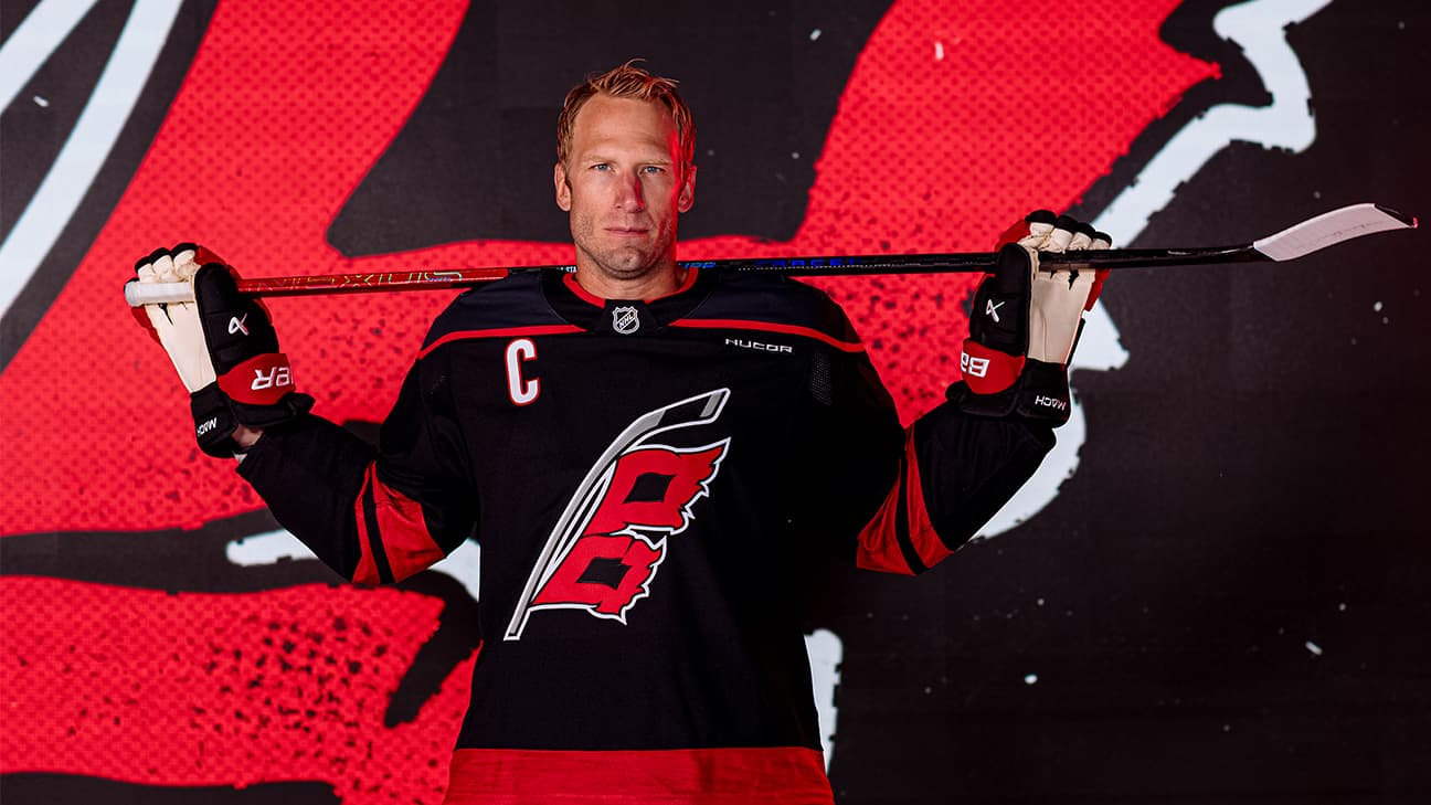 Jordan Staal action shot