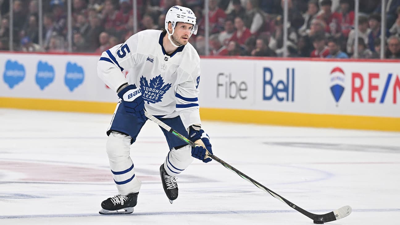 Oliver Ekman-Larsson action shot