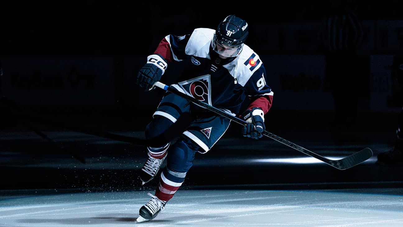 Nazem Kadri action shot