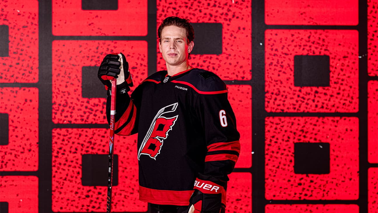 Mike Reilly action shot