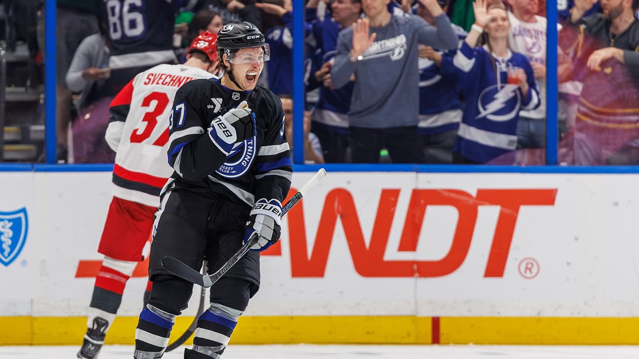 Yanni Gourde action shot