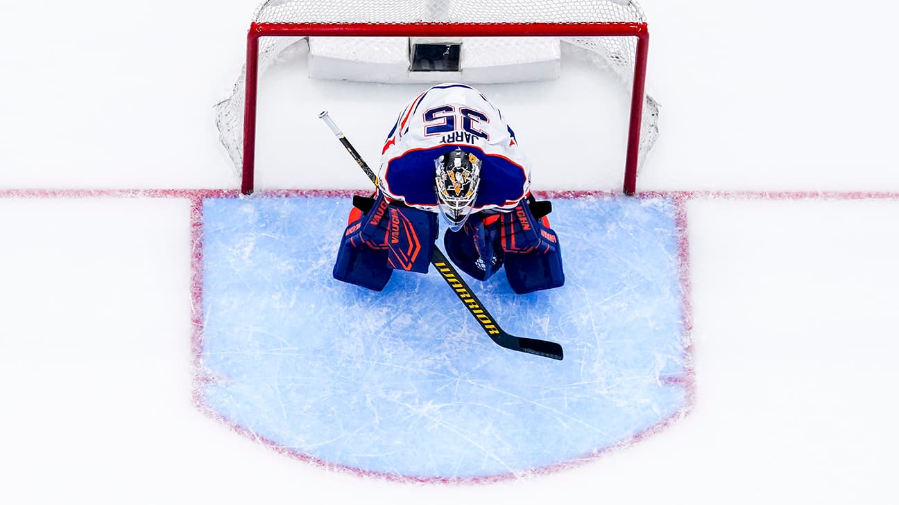 Tristan Jarry action shot