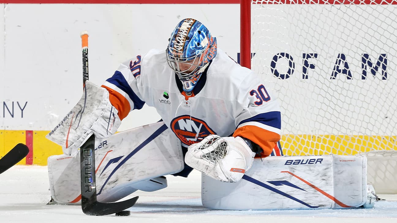 Ilya Sorokin action shot