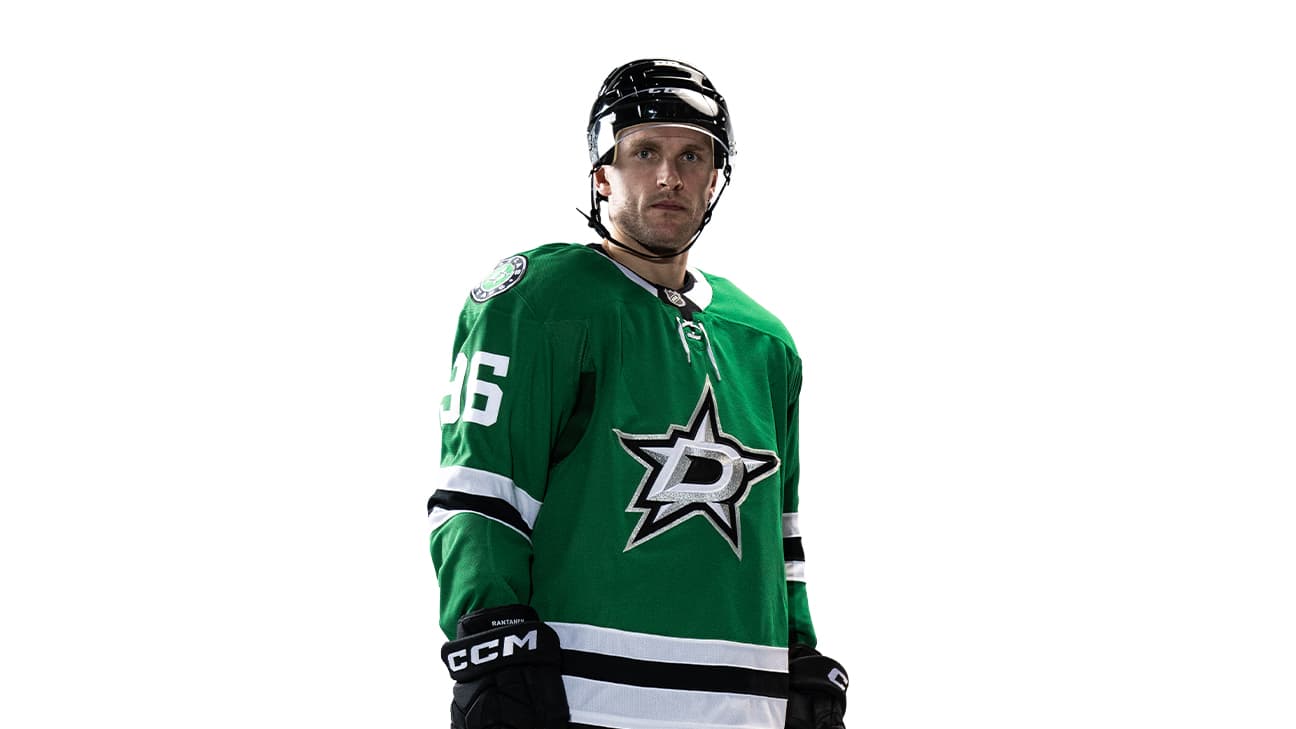 Mikko Rantanen action shot