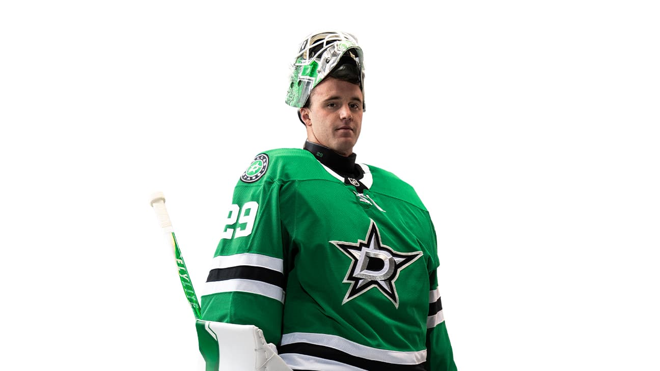 Jake Oettinger action shot