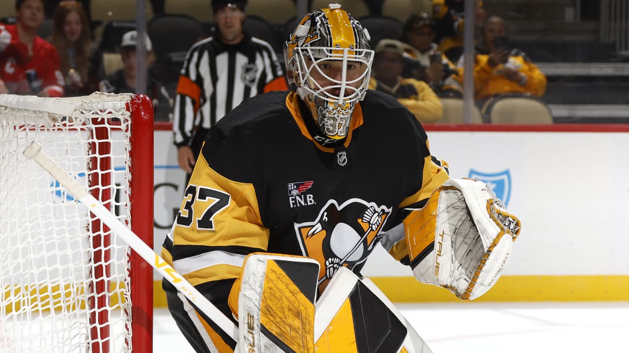 Arturs Silovs action shot