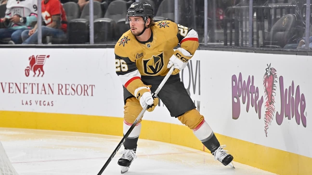 Alexander Holtz action shot