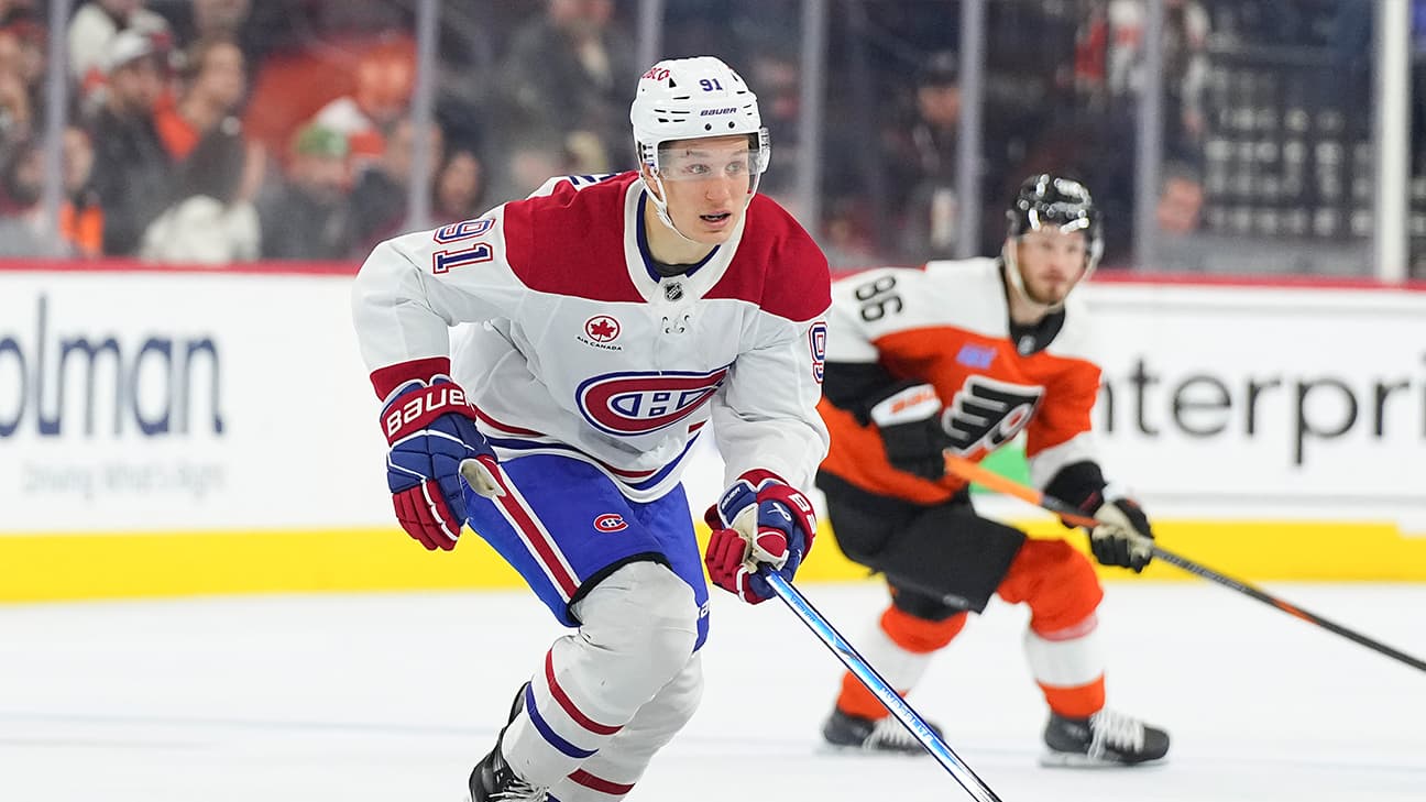 Oliver Kapanen action shot